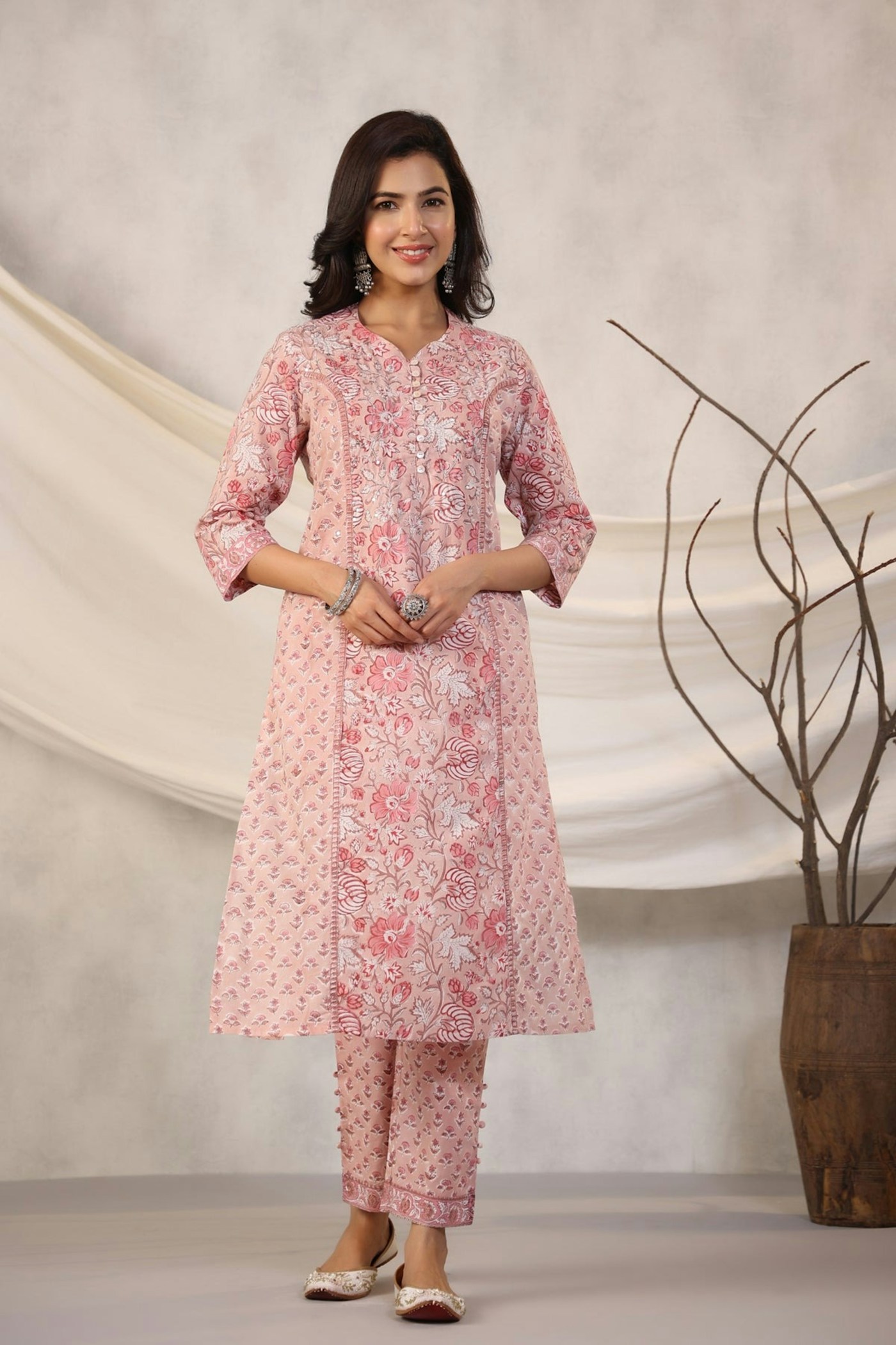 Kurti & Tops